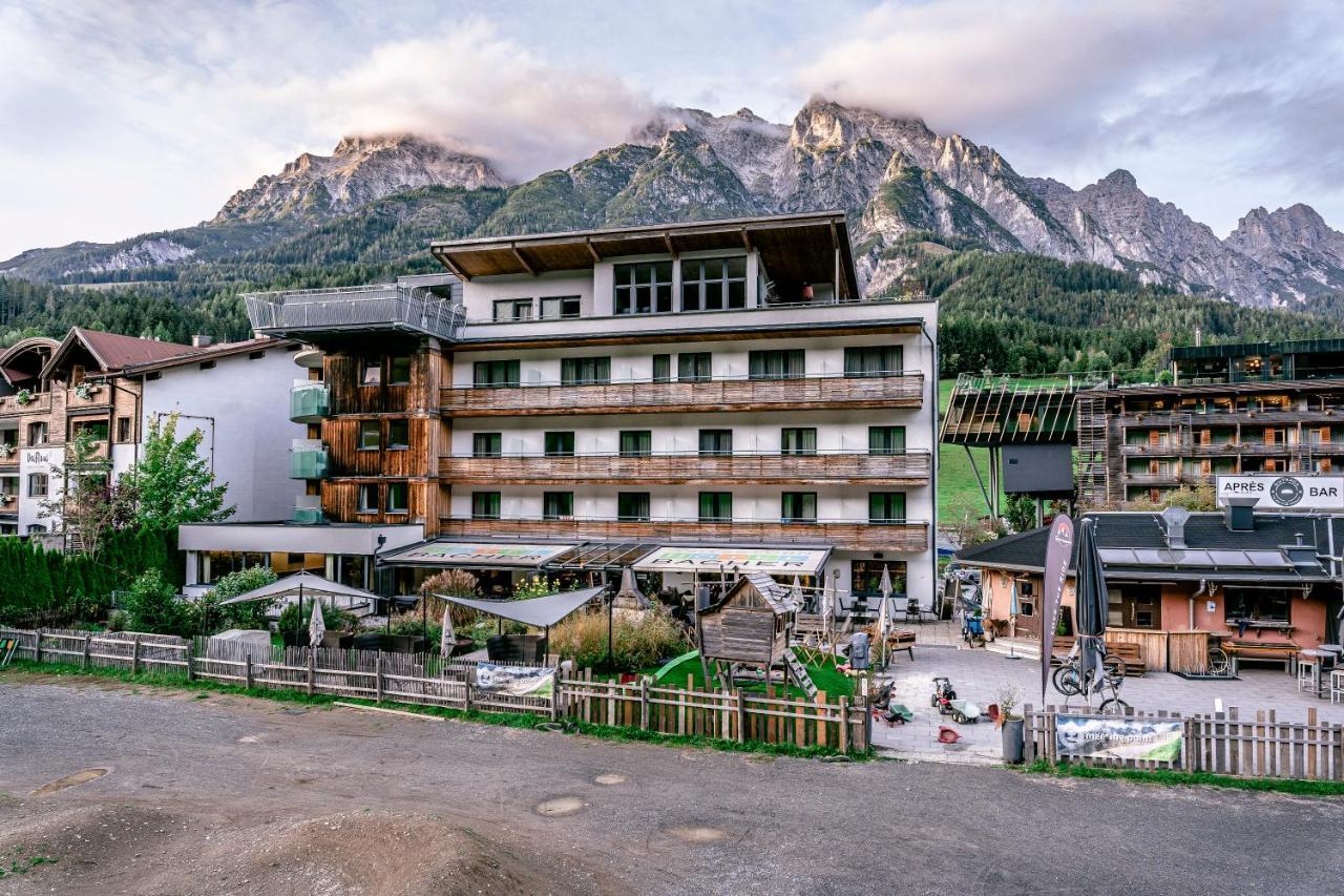 לאוגנג Hotel Bacher Asitzstubn מראה חיצוני תמונה